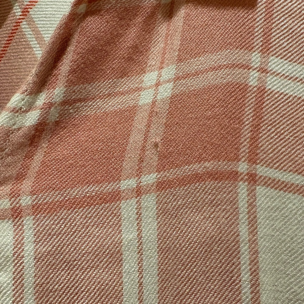 Old Navy Pink and White Plaid Shirt - Picture 3 of 4